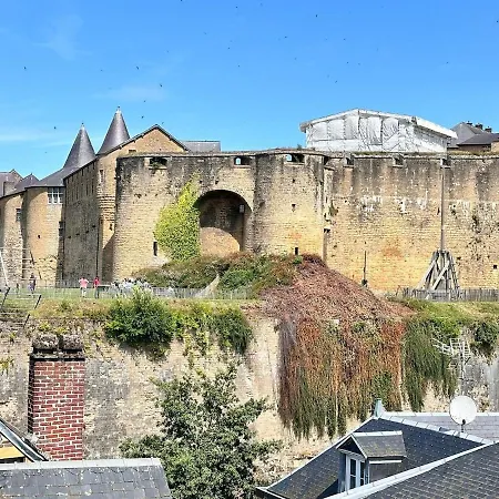 S Bayleved'air Duplex Vue Chateau, Balneo Et Sauna Sedan