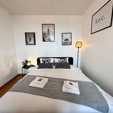 S Bayleved'air Duplex Vue Chateau, Balneo Et Sauna * Sedan