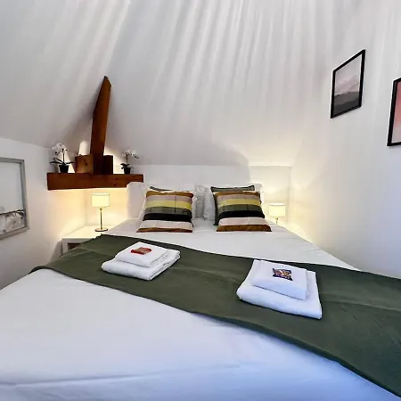 Appartement S Bayleved'air Duplex Vue Chateau, Balneo Et Sauna Sedan